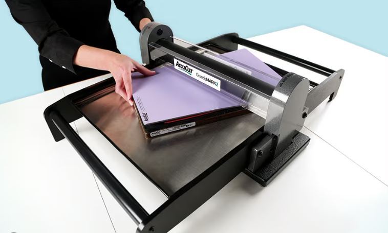 Die-Cutting Machine Step 2